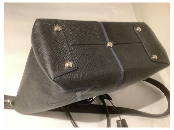 Borsa a mano Louis Vuitton Pernelle in pelle nera Nero - vista 5