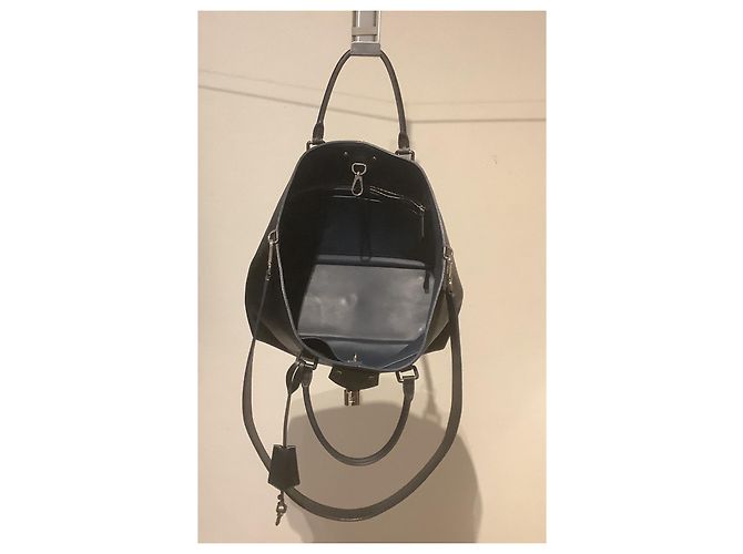 Borsa a mano Louis Vuitton Pernelle in pelle nera Nero - vista 6
