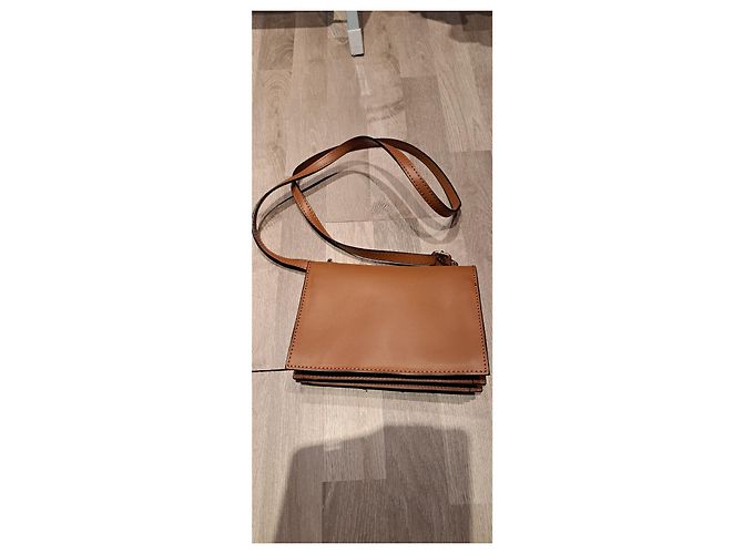 Borsa a tracolla Jean Louis Scherrer in pelle color cammello - vista 2