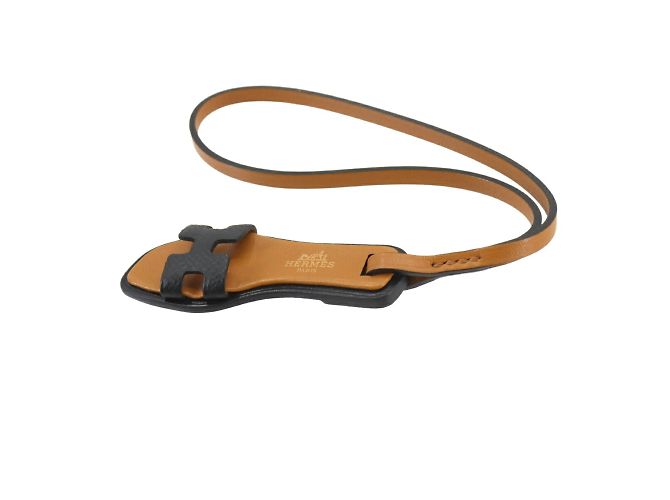 Hermès Hermes Oran Nano Bag Charm Black - view 4