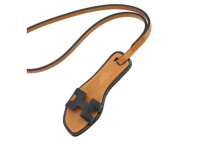 Hermès Hermes Oran Nano Bag Charm Black - view 5