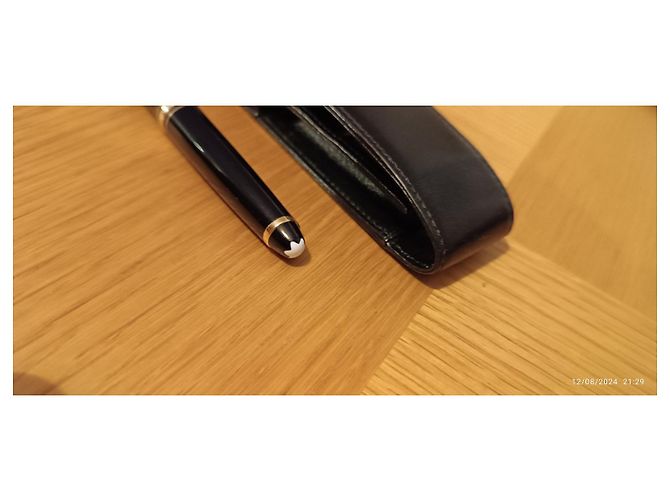 Penna a sfera MONTBLANC Meisterstuck classica dorata MB10883 + astuccio in pelle nera Nero - vista 10
