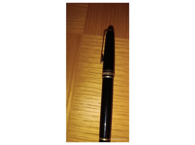 Penna a sfera MONTBLANC Meisterstuck classica dorata MB10883 + astuccio in pelle nera Nero - vista 2