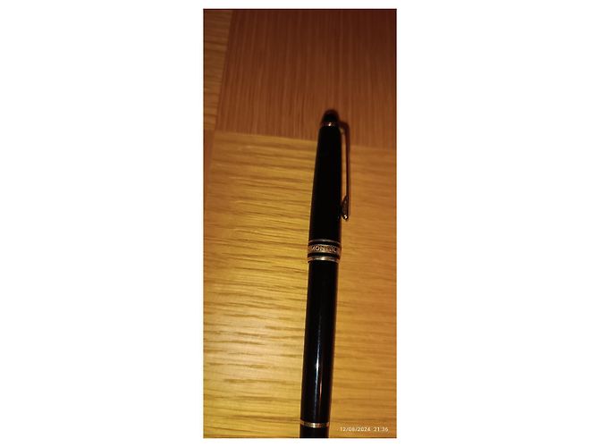 Penna a sfera MONTBLANC Meisterstuck classica dorata MB10883 + astuccio in pelle nera Nero - vista 3