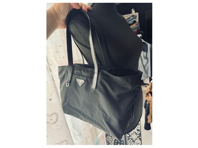 Prada Tessuto Nylon Handtasche Schwarz - Ansicht 12