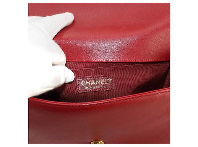 Borsa a spalla Chanel Boy con catena Chanel Rosso - vista 8