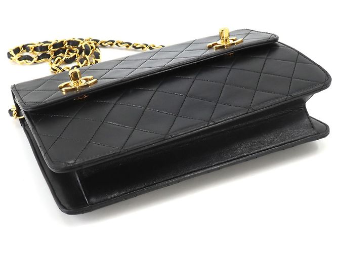 Borsa a spalla Chanel Matelassé con doppio fermo a scatto Nero - vista 4