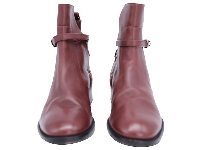 Botas de tornozelo planas Balenciaga com detalhe de cinto em couro marrom - vista 2