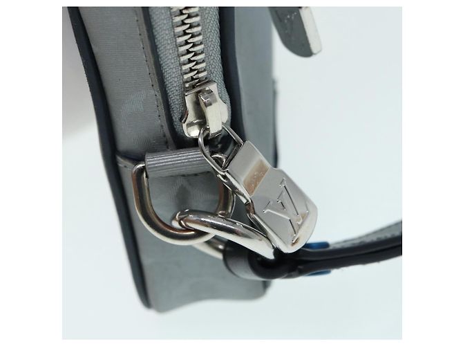 LOUIS VUITTON Borsa Clutch Satellite Alpha Monogramma Argento M44171 LV Auth 87443 - vista 9