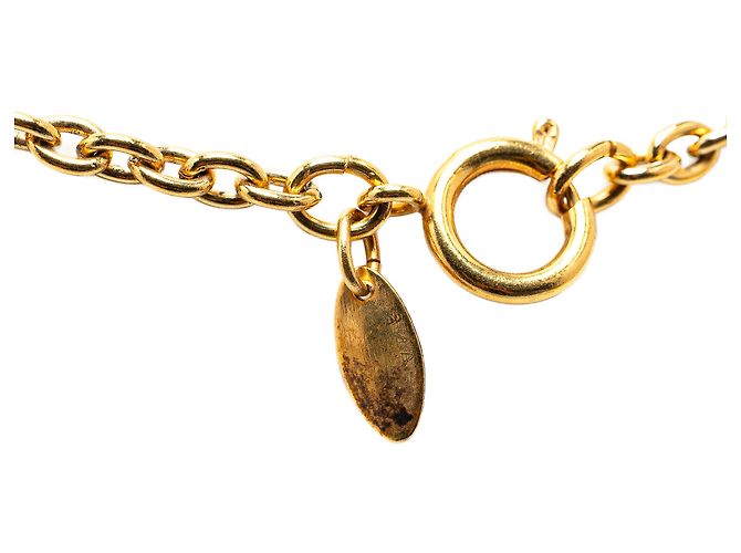 Collana pendente rotonda in CC placcata oro e Rue Cambon di Chanel D'oro - vista 5