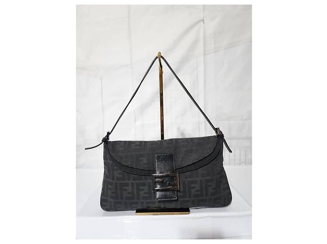 Fendi Zucchino Mama Double Flap Baguette Nero - vista 5