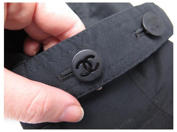 NUEVO ABRIGO CHANEL IMPERMEABLE LARGO TAMAÑO 36 SEDA NEGRA TRENCH COAT Negro - vista 10