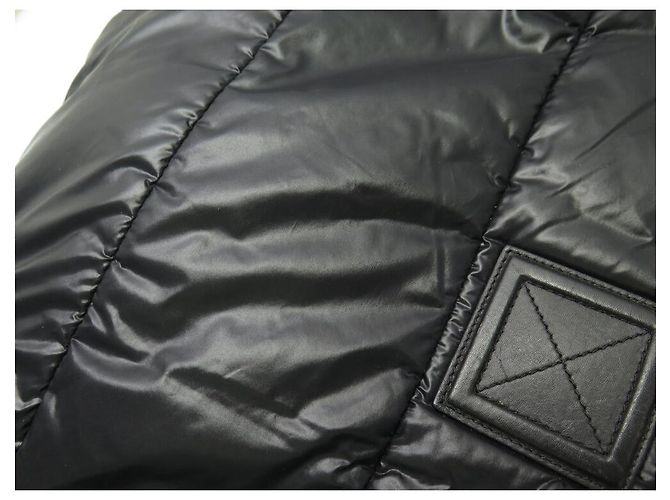 BORSA A MANO CHANEL COCO COCOON MM IN NYLON NERO - vista 12