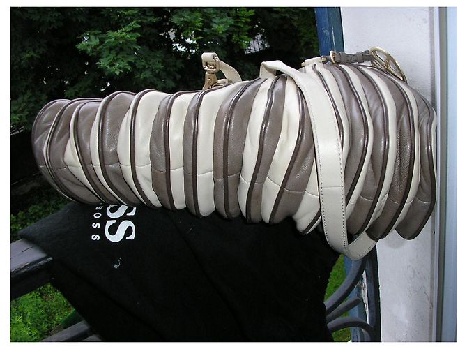 Hugo Boss Bicolor Leder Handtasche/Schultertasche. Beige - Ansicht 2