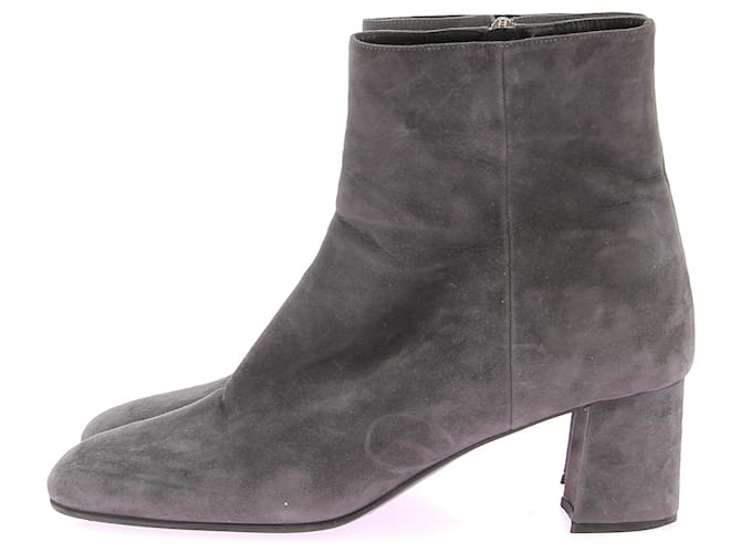 Bottes Prada T.EU 41 Suède Gris - vue 3
