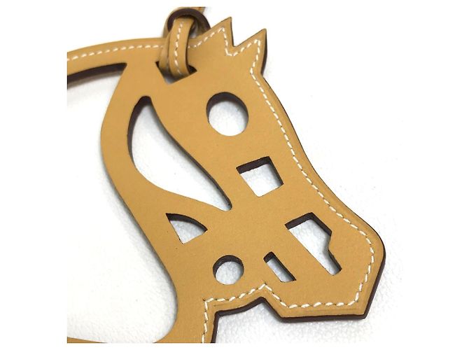 Charm in pelle di cavallo Paddock Petite H di Hermès Beige - vista 4