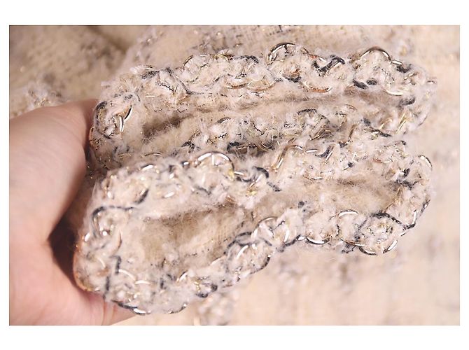 Chanel Chaqueta de tweed con ribete de 9K$ Crudo - vista 9
