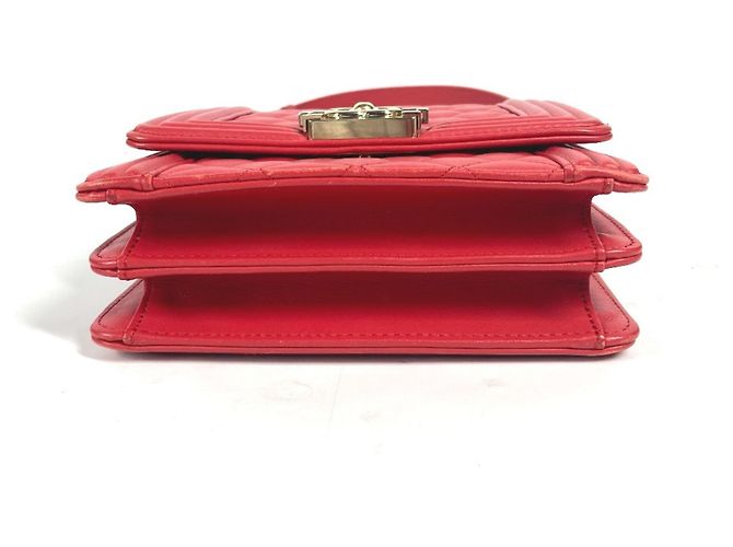 Borsa a spalla Chanel Boy Pochette in pelle rossa Rosso - vista 5