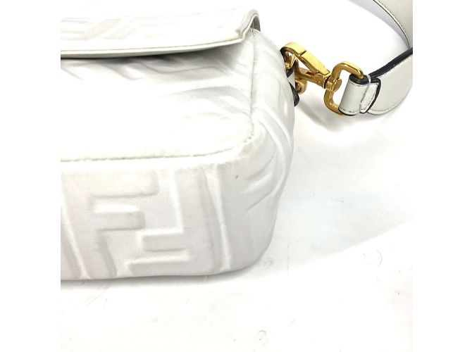 Borsa a secchiello Mamma Zucca 8BR600 di Fendi Bianco - vista 13