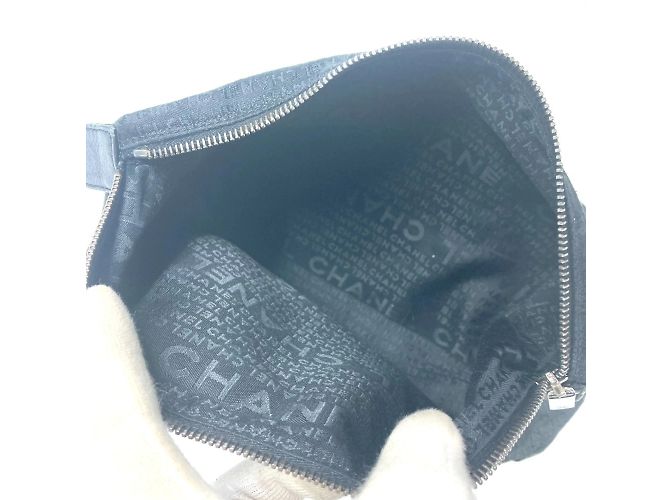 Bolso de Hombro Chanel Executive 2.55 Hardware Negro - vista 11