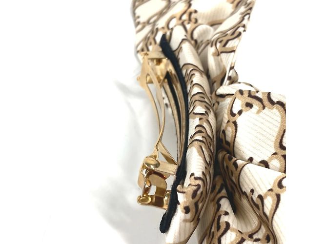 Barrette en soie beige Fendi - vue 6