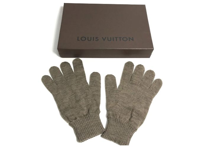 Louis Vuitton Beige Wool Gloves - view 3