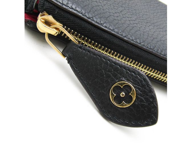 Cartera Louis Vuitton Taurillon Comete M63102 Negro - vista 8