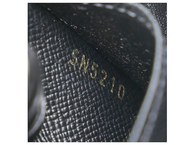 Portafoglio Zippy Monogram Game On di Louis Vuitton Nero Monogramma - vista 9