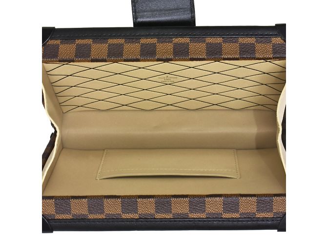 Borsa Clutch Damier Petite Malle di Louis Vuitton - vista 5