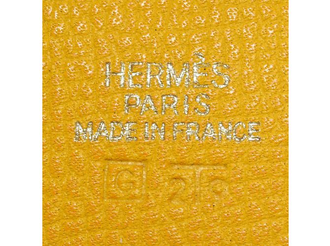 Hermès Pochette Vespa Hermes in pelle Courchevel gialla Giallo - vista 6