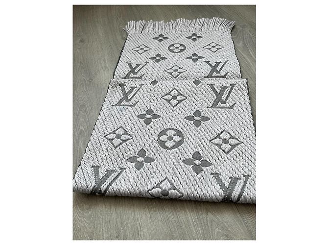 Louis Vuitton Logomania Wollschal Grau - Ansicht 3