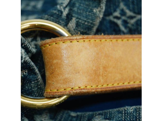 Monogram Denim Schultertasche von Louis Vuitton - Ansicht 9