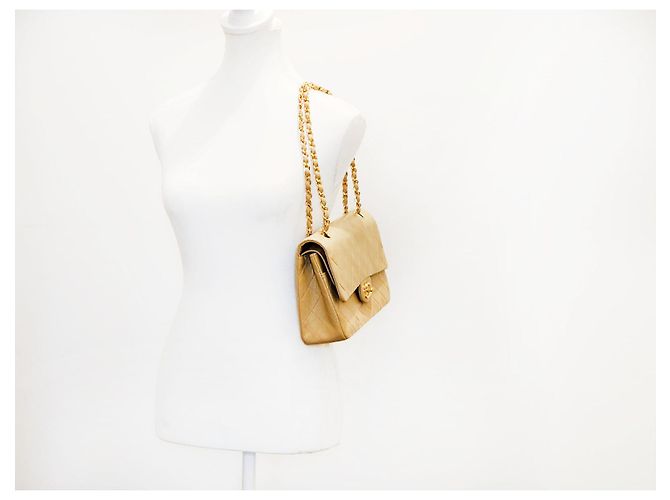 Timeless Chanel Clássico Atemporal Fecho Giratório Médio Duplo com GHW 24K Bege - vista 21