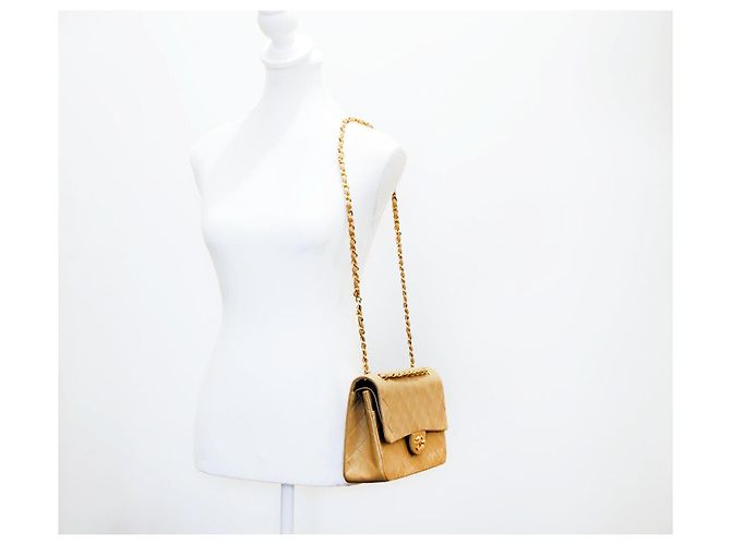 Timeless Chanel Clássico Atemporal Fecho Giratório Médio Duplo com GHW 24K Bege - vista 22
