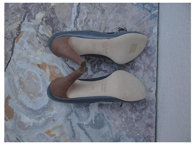 Chloé Pumps aus Leder Grau Größe 36,5 - Ansicht 9