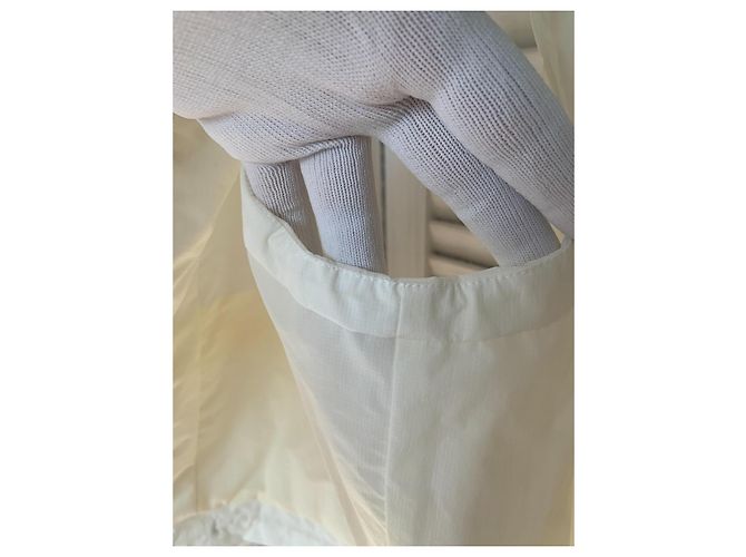 2018 18P Chanel & Karl Lagerfeld línea deportiva chaleco logo CC botones Beige - vista 10