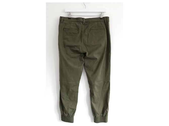 Pantalones cargo J Brand Arkin en caqui - vista 4