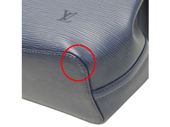 Bolsa de Ombro Louis Vuitton Epi Mandala PM Azul - vista 7