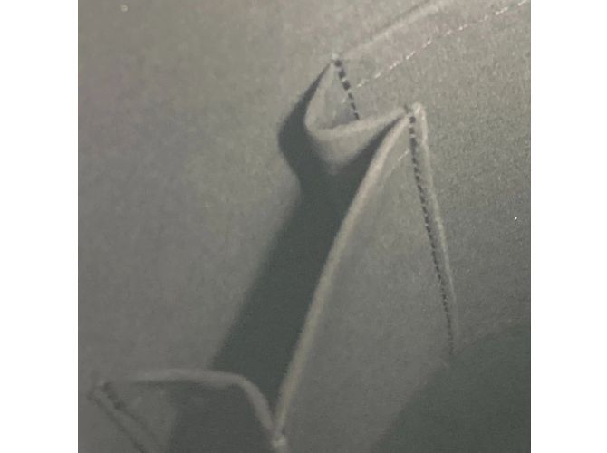 Borsa Tote Epi Lockit di Louis Vuitton Nero - vista 14