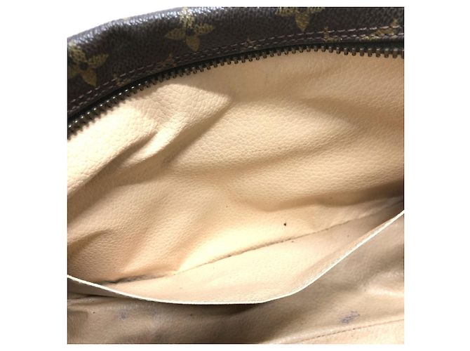 Pouch Truss Toilette 28 di Louis Vuitton Marrone Monogramma - vista 6