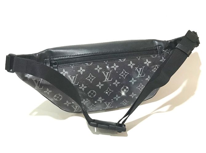 Bum bag Louis Vuitton Monogram Galaxy Discovery Nero Argento - vista 3