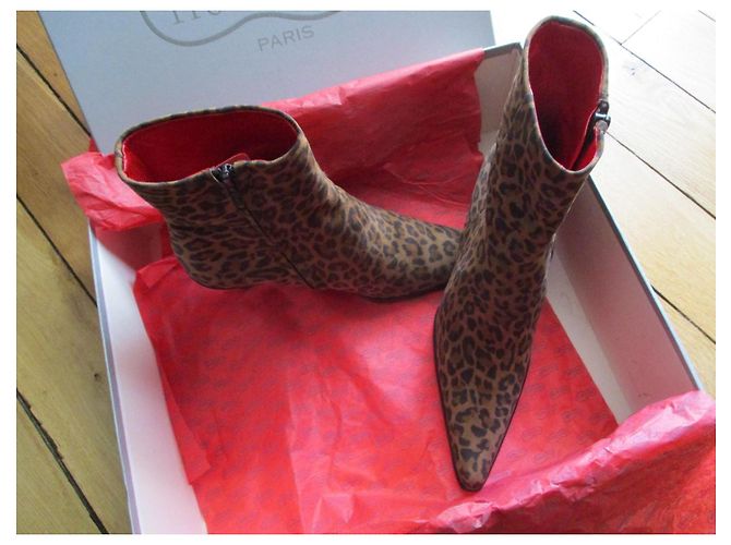 Free Lance Botas de cuero con estampado de leopardo. Talla 36. - vista 2