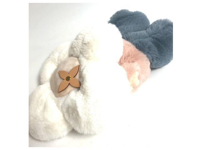 Poupée Doudou Vivienne GI0445 de Louis Vuitton Blanc Bleu - vue 10