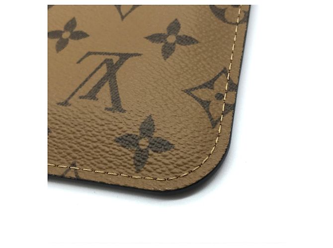 Borsa a spalla Carry It con stampa Monogram Reverse di Louis Vuitton Marrone - vista 10