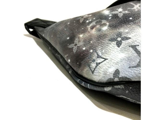 Borsa a tracolla Louis Vuitton Monogram Galaxy Discovery Nero - vista 5