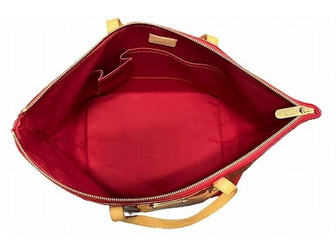 Borsa Tote Vernis Bellevue GM di Louis Vuitton Bordò - vista 6