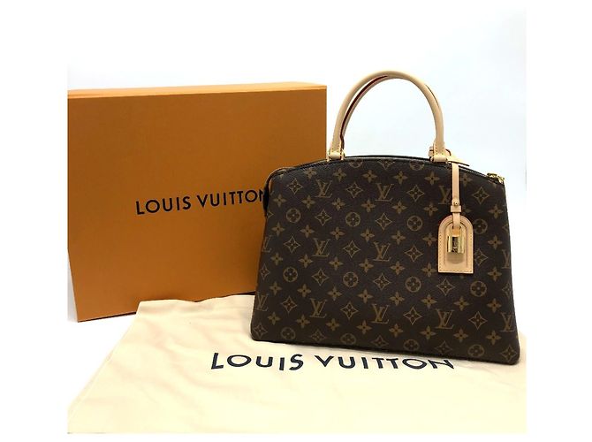 Borsa Louis Vuitton Monogram Grand Palais MM Marrone Monogramma - vista 17