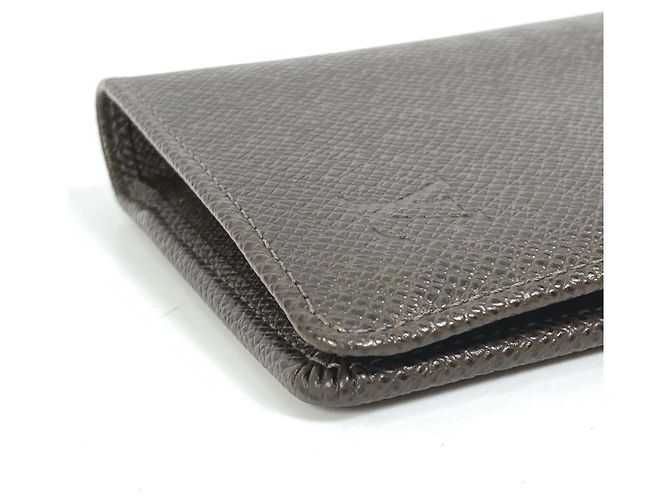 Cartera Larga Brazza Taiga Louis Vuitton Castaño - vista 3