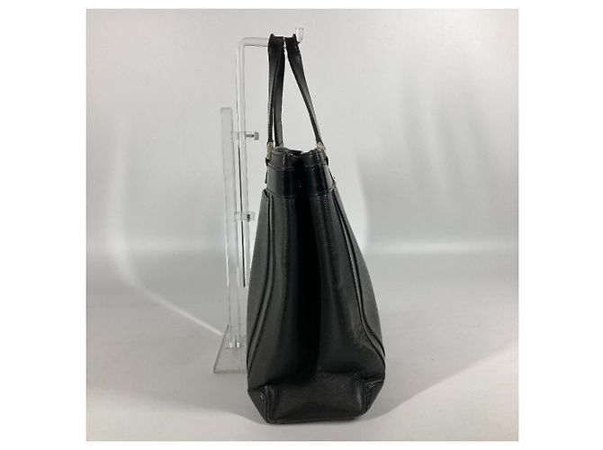 Louis Vuitton Taiga Kasbeck PM Tote Bag Schwarz Grau - Ansicht 4