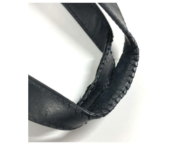 Louis Vuitton Taiga Kasbeck PM Tote Bag Schwarz Grau - Ansicht 6